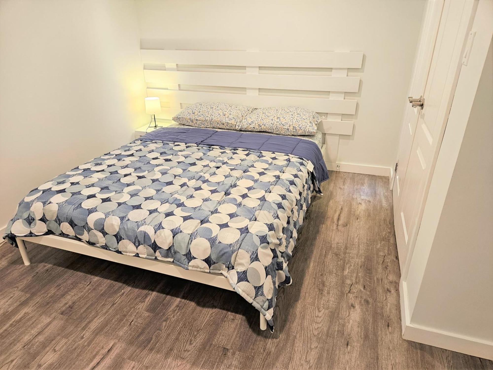 דירות מיסיסאוגה Charming Detached House Near The Airport מראה חיצוני תמונה